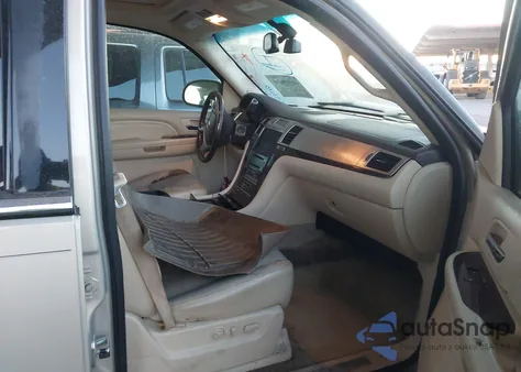2007 Cadillac Escalade Esv Standard from USA, damaged, VIN 1GYFK66817R242610